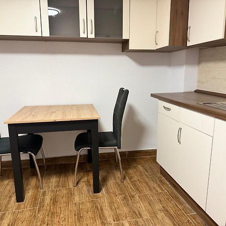 Gemuetliche 2 Zimmer Wohnung Бад-Герсфельд Екстер'єр фото